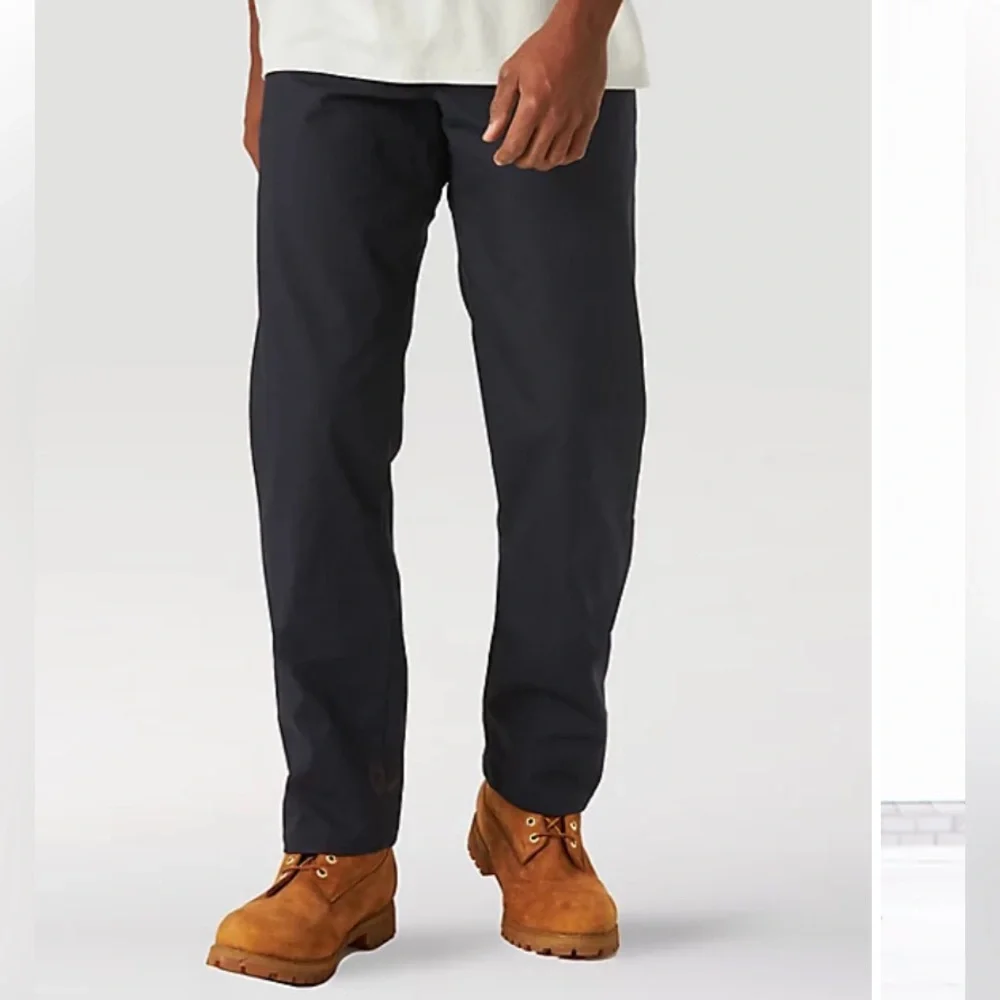 WRANGLER FR FLAME-RESISTANT RIGGS CARPENTER PANT, NEW